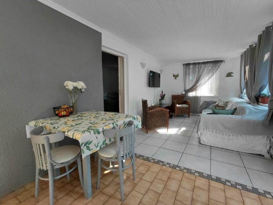 5 Bedroom Property for Sale in Winslow Western Cape